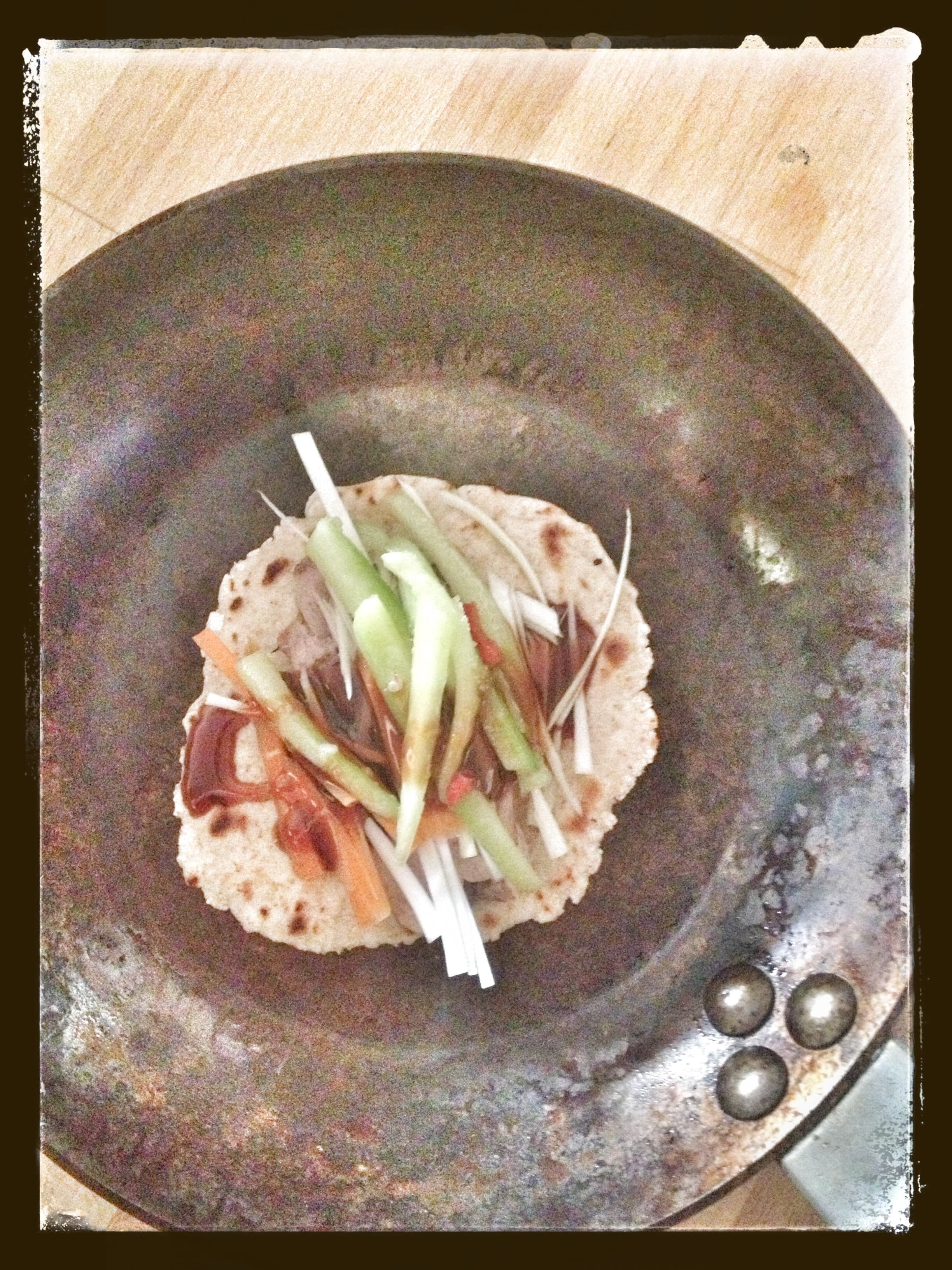 Tänker på MoonCake och äter