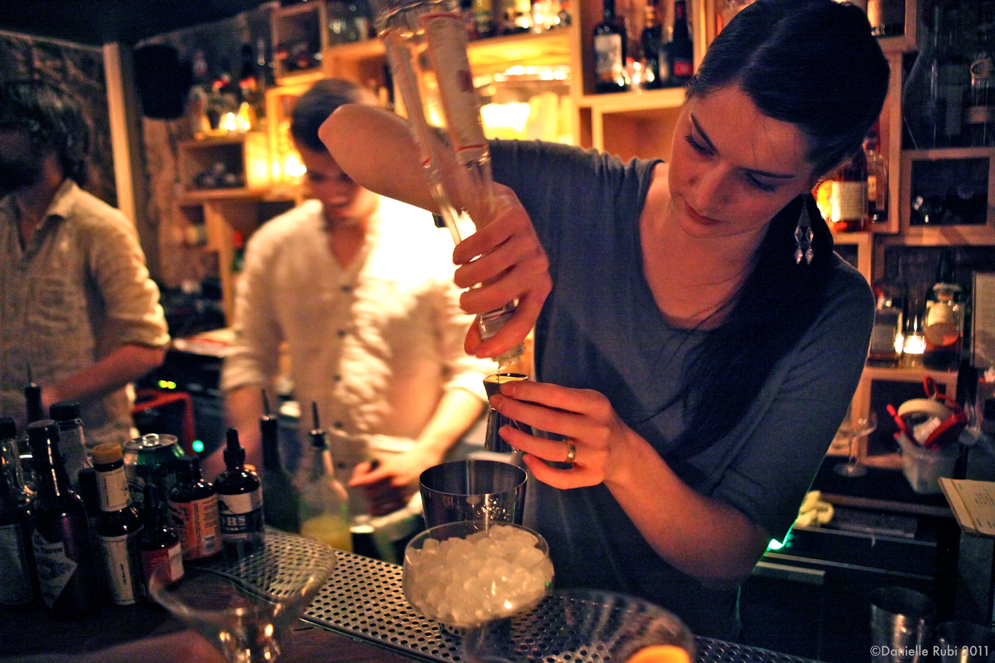 Candelaria Paris gästspelar på Marie Laveau/Little Quarter i Stockholm