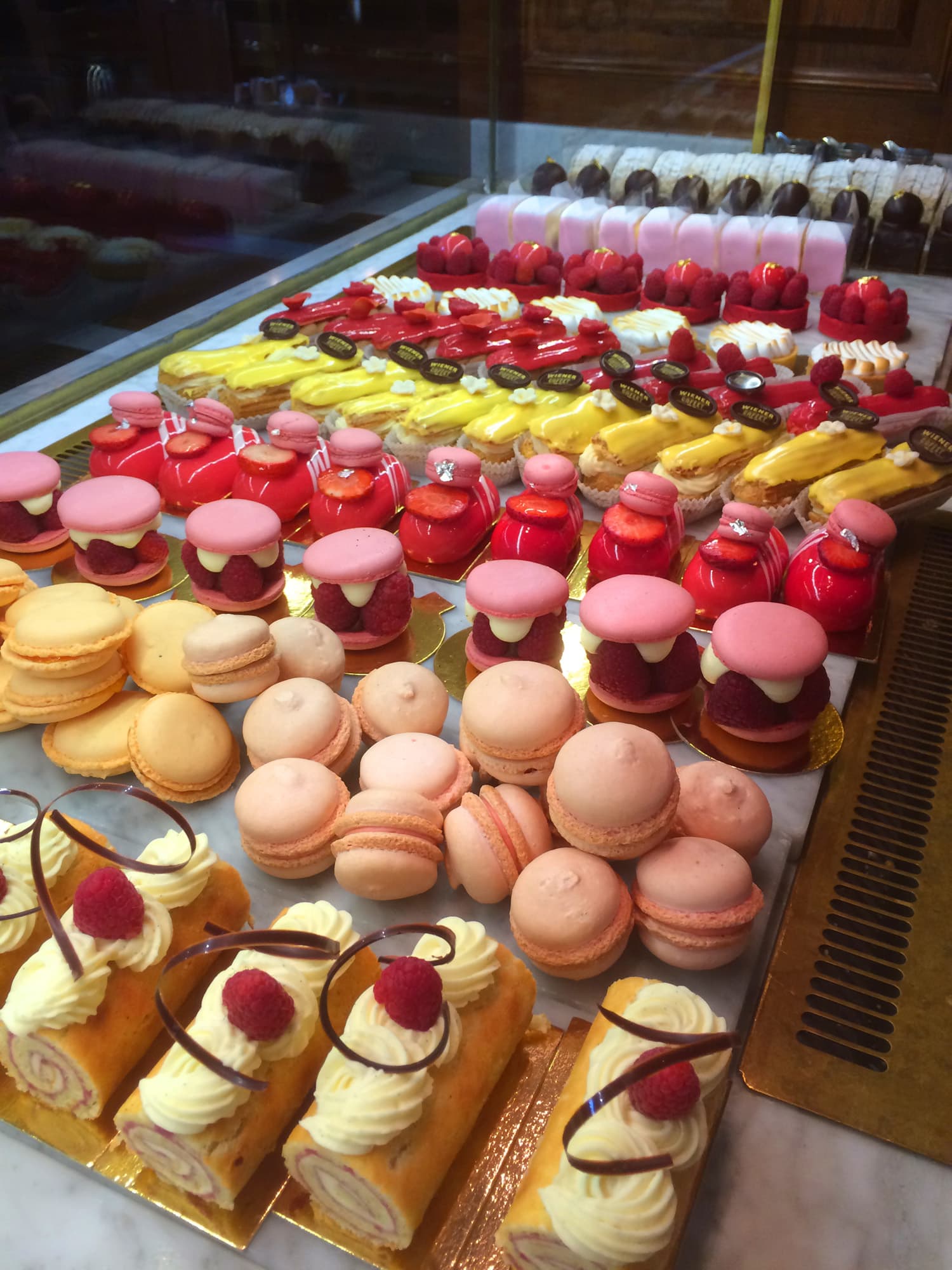 bild på Konditorns tips från Per Bäckström – Livet på ett konditori – Jan Hedh, Afternoon Tea, Semlor, Hemlor och påsk