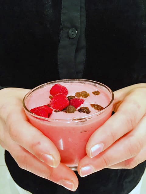 Bild på Smoothie med vita bönor, bär och citron