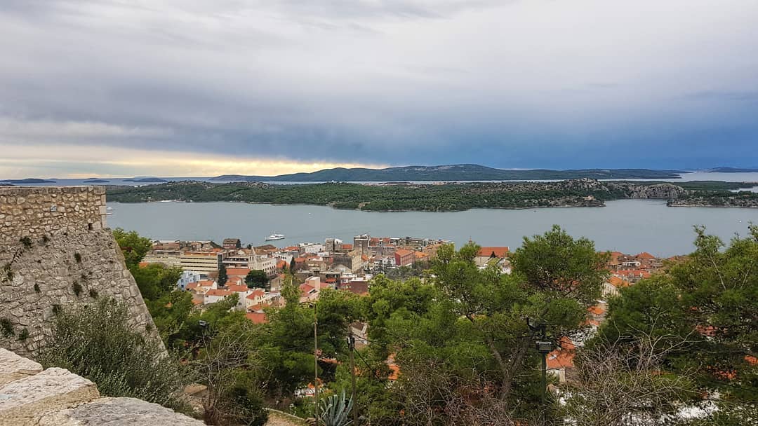 Kroatiskt vitt inför våren och sommaren