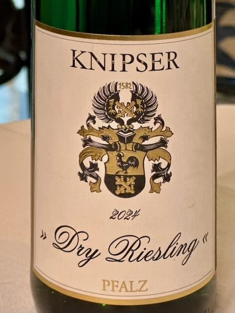 bild på Dry Riesling Weingut Knipser 2024