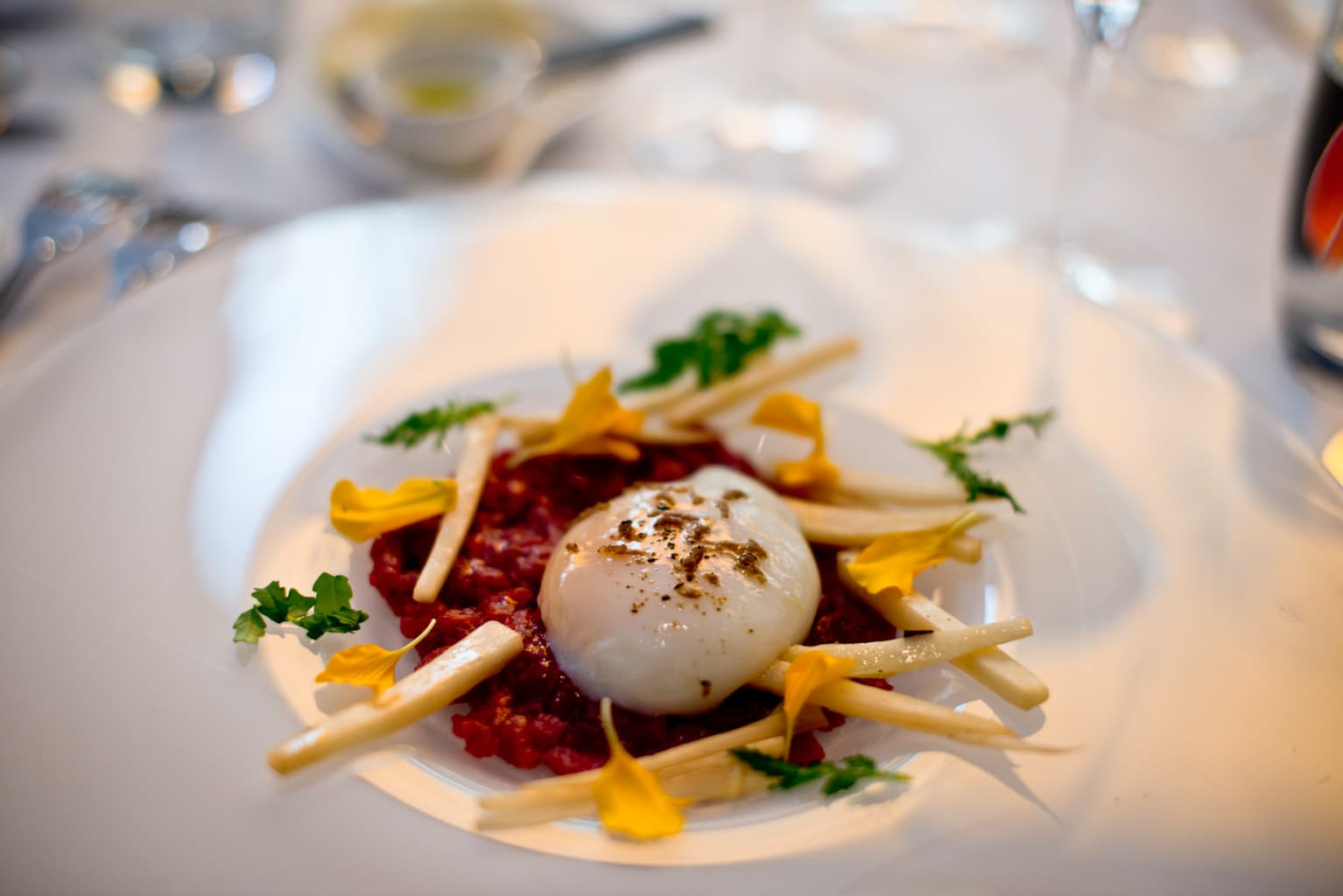 Sparris och österrikiskt vin i härlig ”kombo”