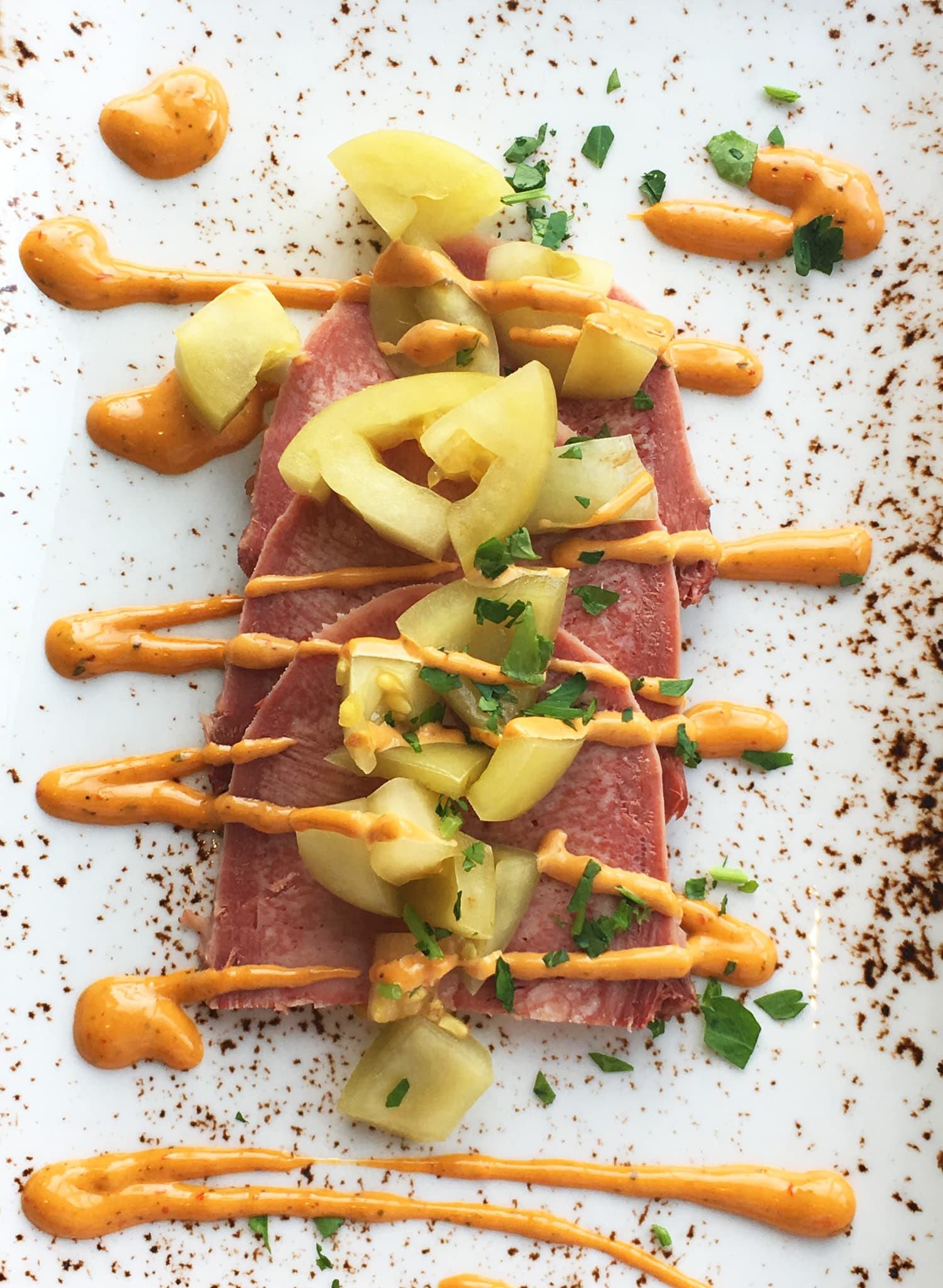 Kotunga sous vide med inlagda gröna tomater