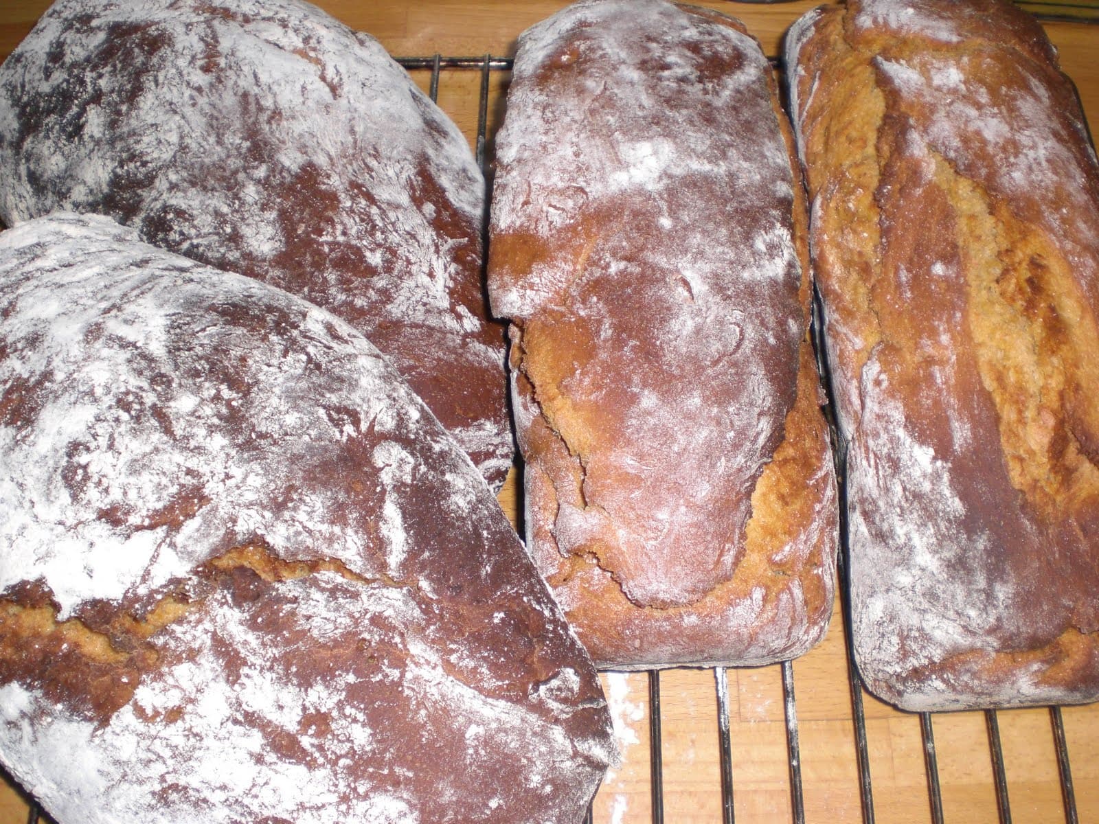 Sirapslimpa med filmjölk Fredrik Schelin