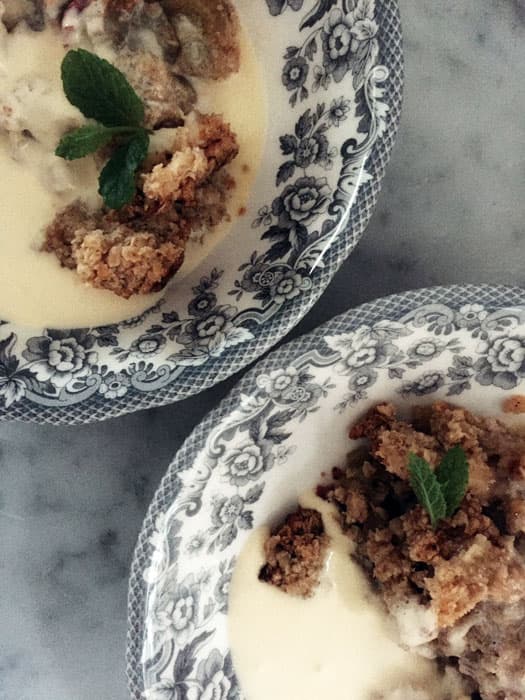 Glutenfri kokosknaprig blåbärpaj