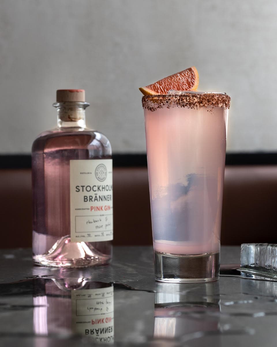 Pink Gin i tre helt olika stilar