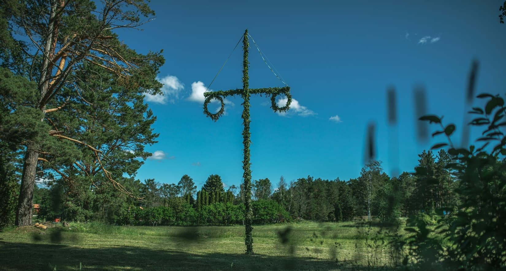 Midsommarförberedelser