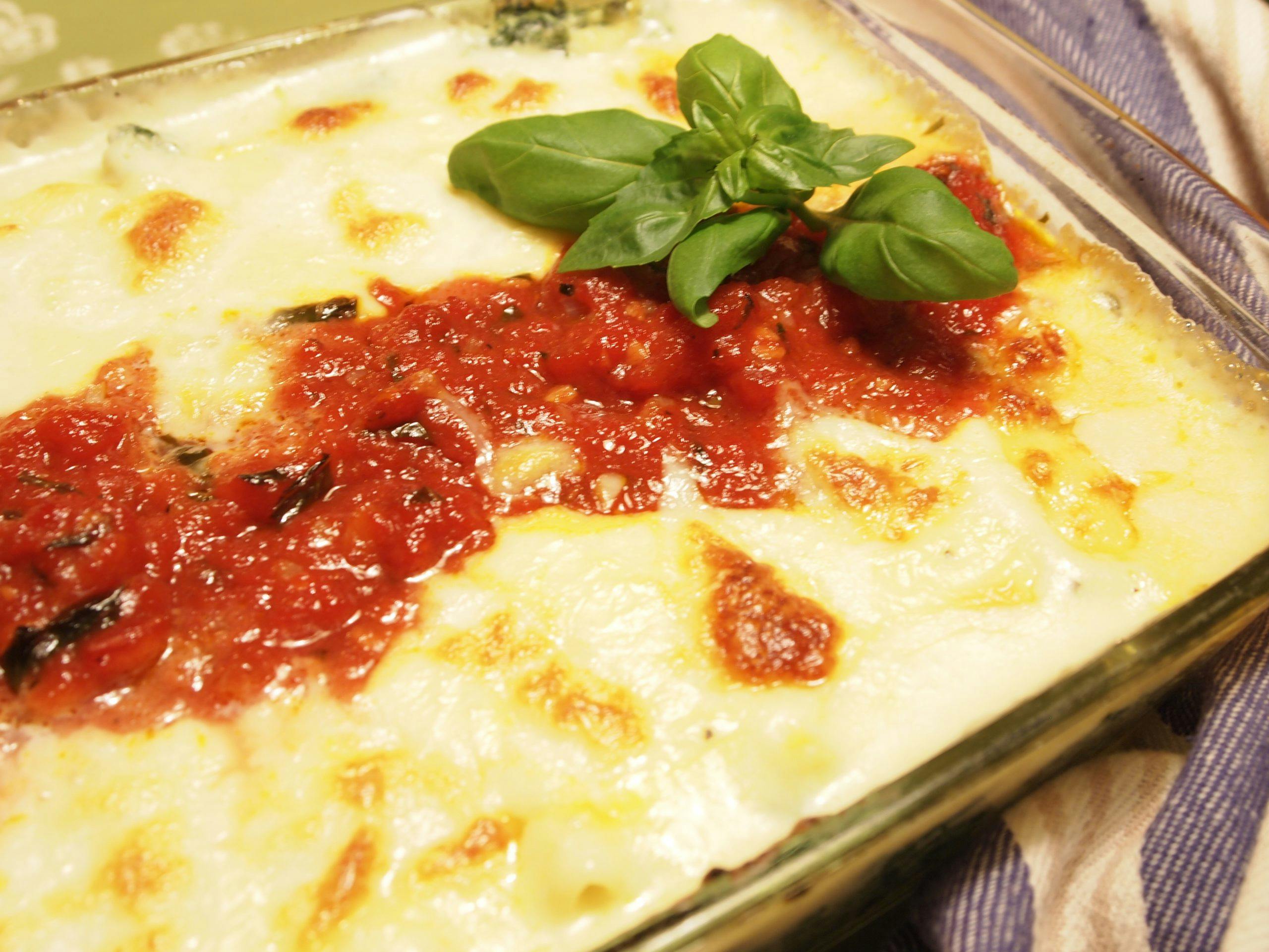 Cannelloni med spenat, ricotta och tomatsås