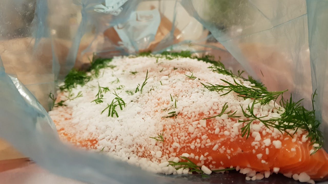 Finsk sashimi Gravad lax på nordfinskt sätt